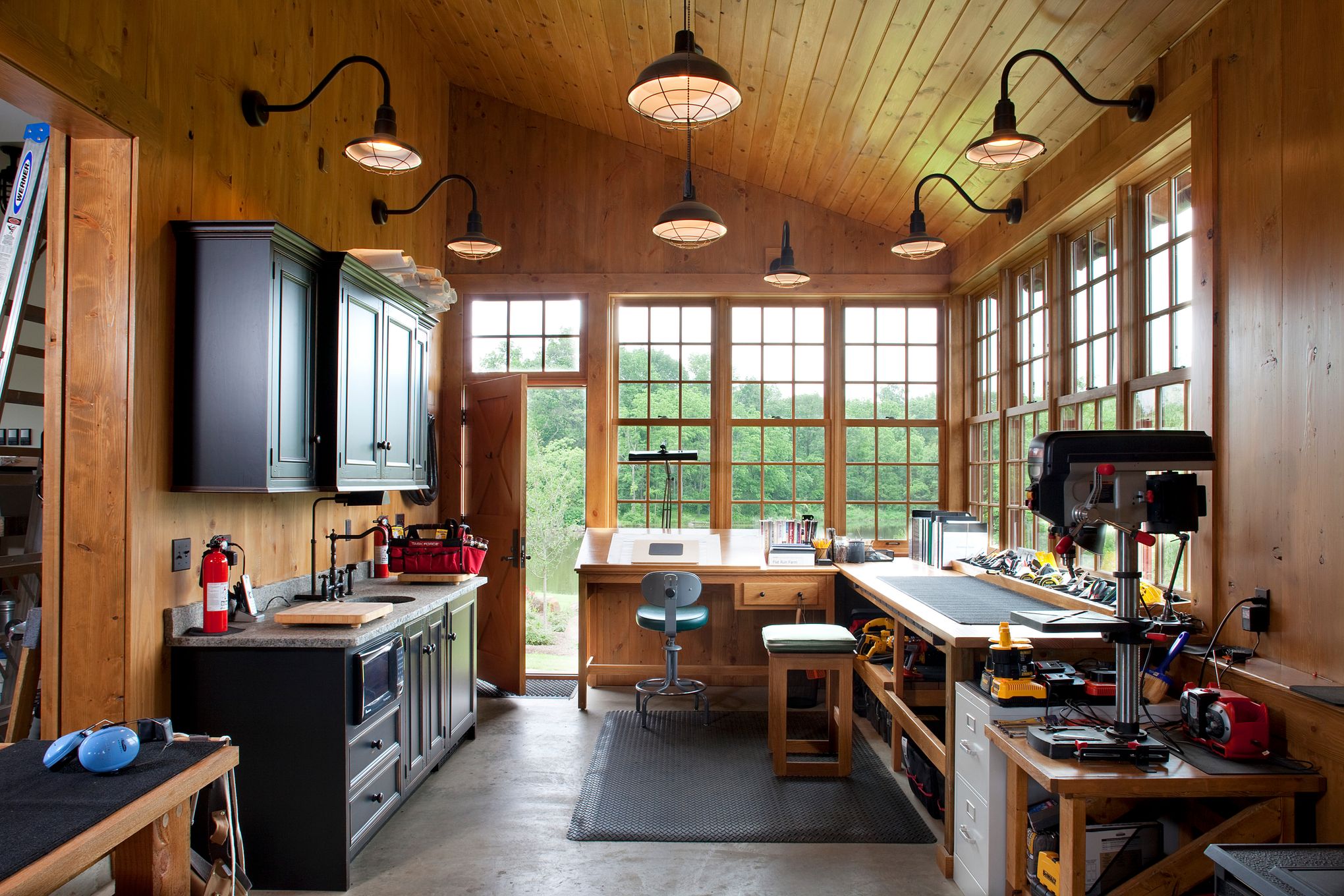 Crafting the Perfect House Workshop Design: A Guide to Creativity and Functionality